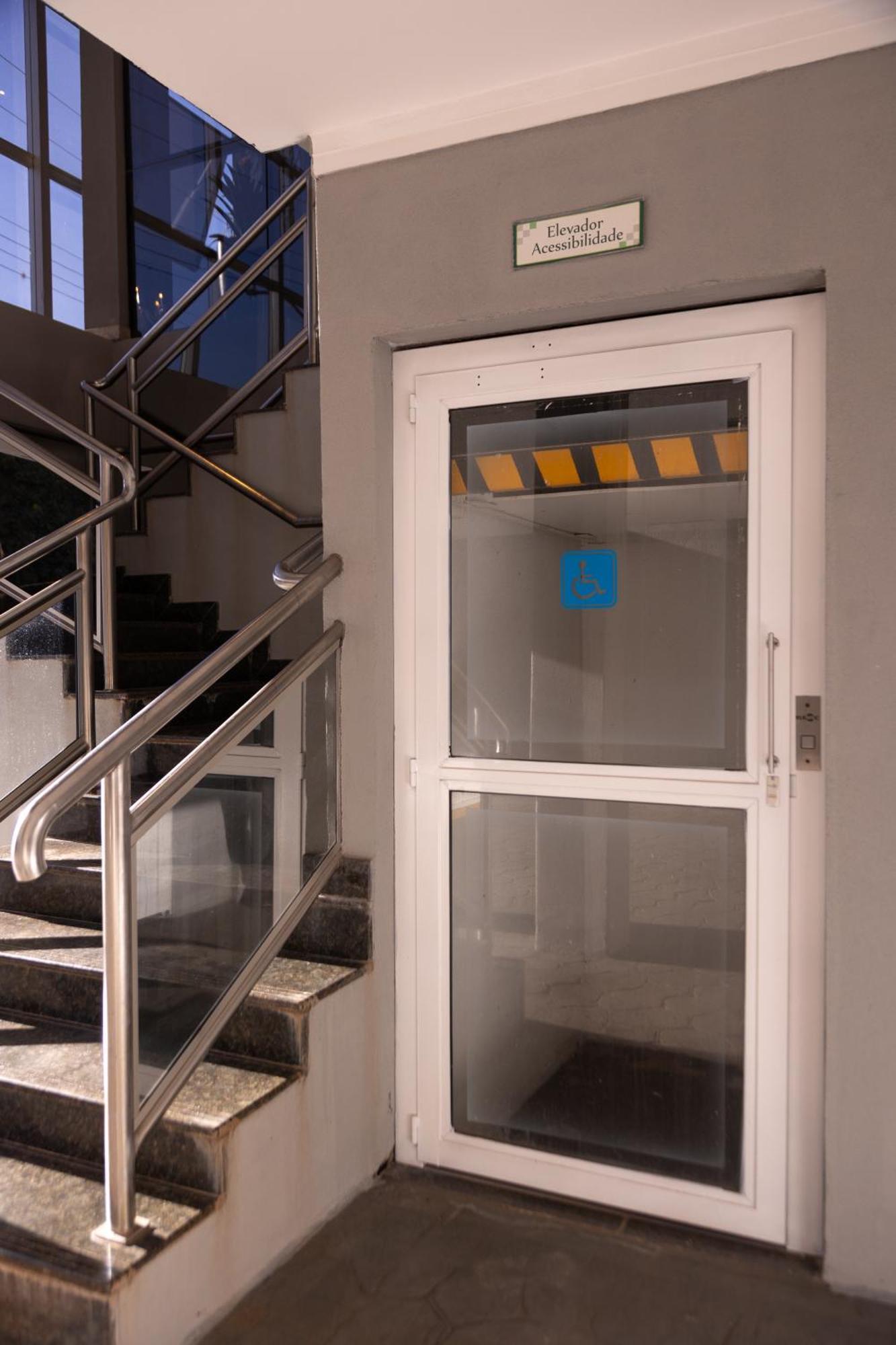 Bombonato Hotel - Facil Acesso Ao Aeroporto E Parque De Exposicoes Abcz Uberaba Eksteriør bilde