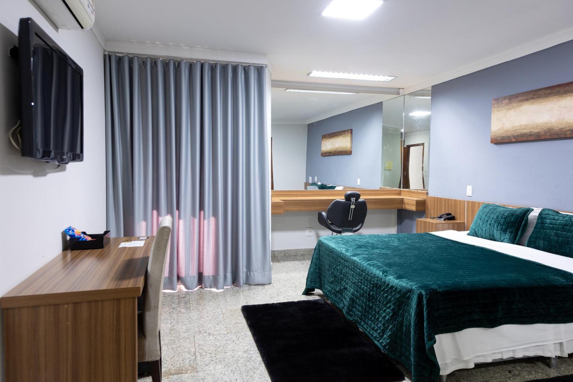 Bombonato Hotel - Facil Acesso Ao Aeroporto E Parque De Exposicoes Abcz Uberaba Eksteriør bilde